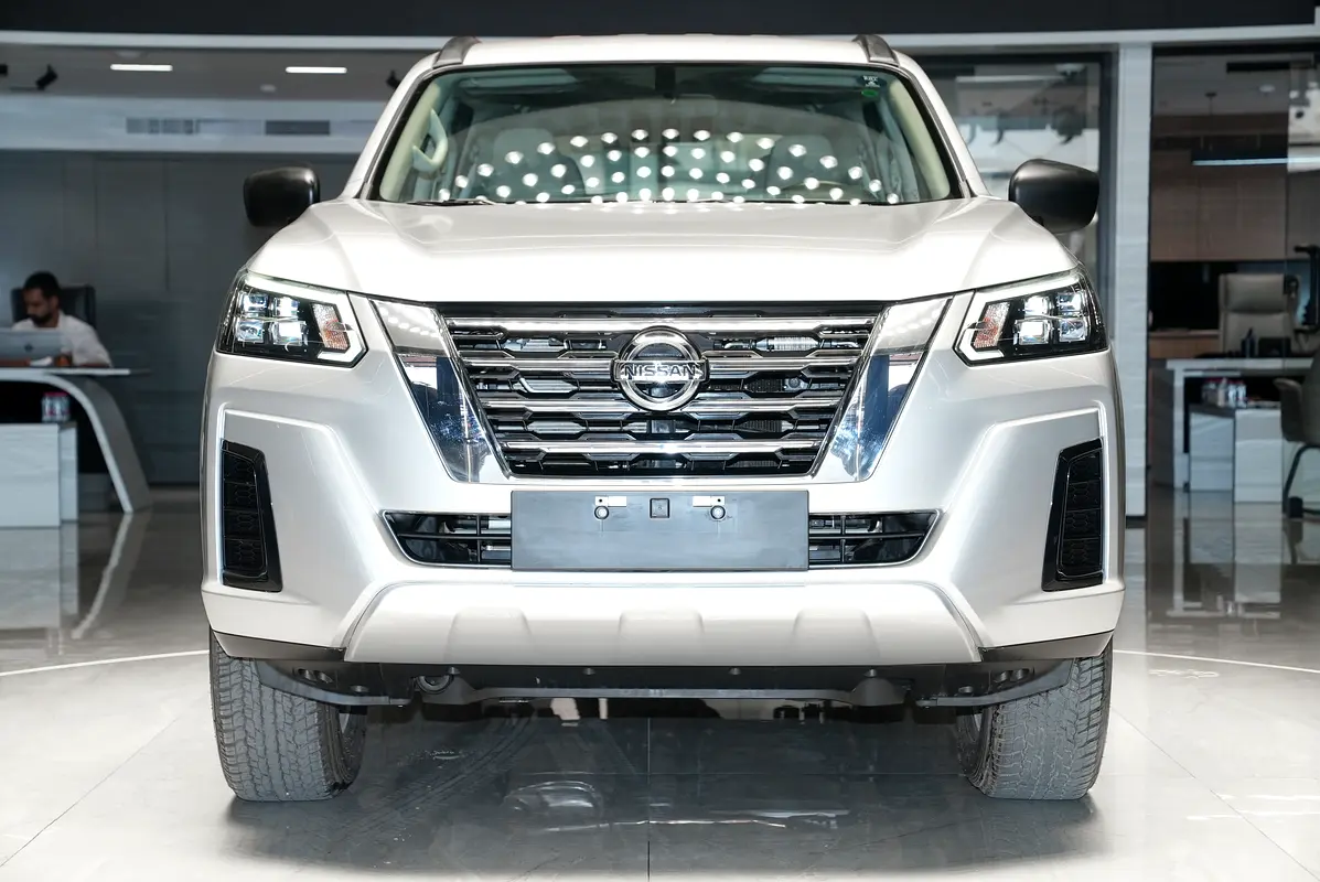 NISSAN Xterra SE 2023 - photo 2 - Import Émirats | International Cars