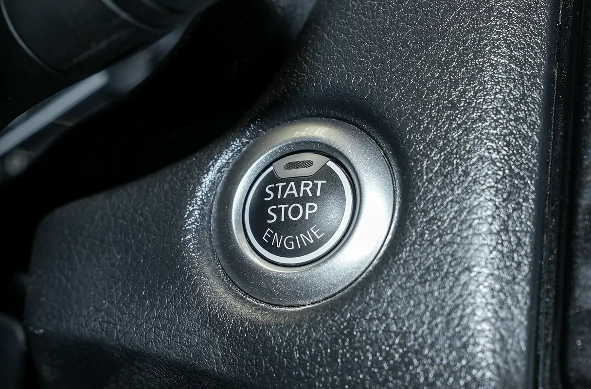 NISSAN Xterra SE 2023 - photo 8 - Import Émirats | International Cars