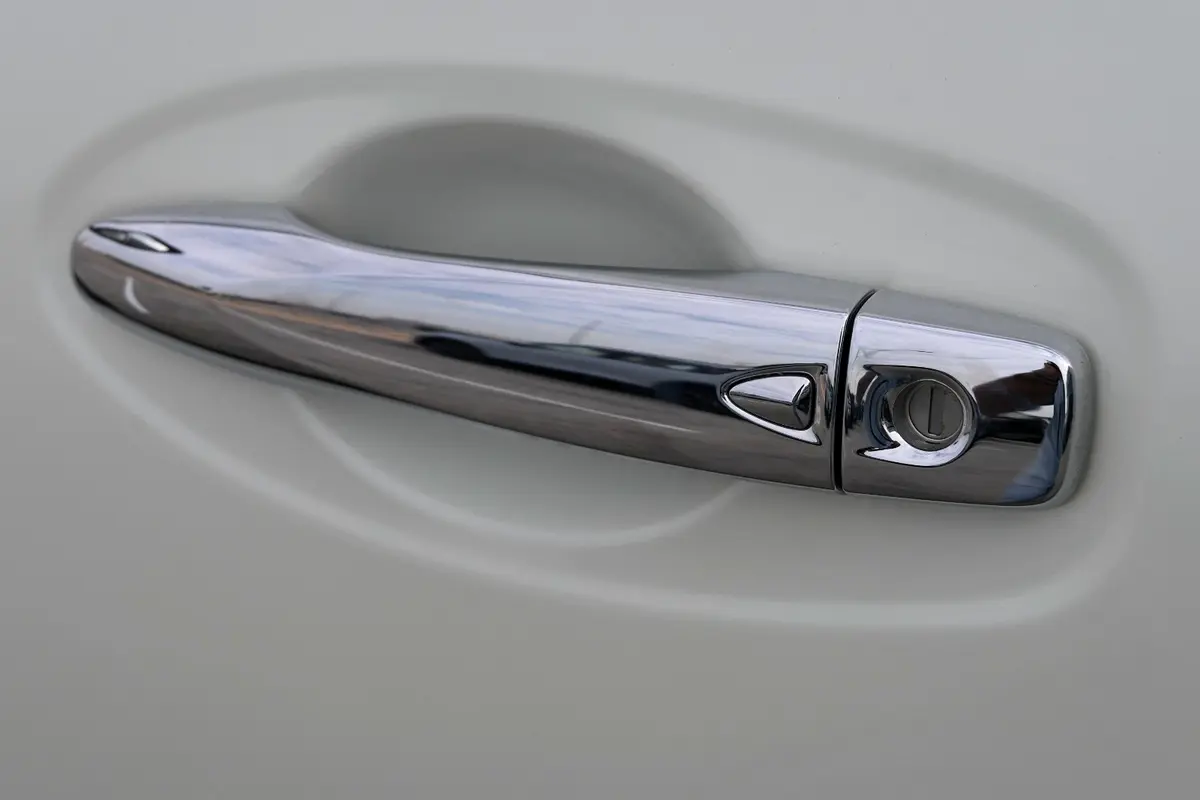 NISSAN Xterra SE 2025 - photo 2 - Import Émirats | International Cars