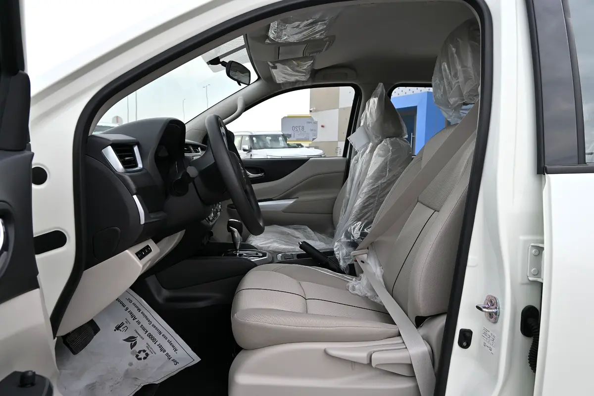 NISSAN Xterra SE 2025 - photo 3 - Import Émirats | International Cars