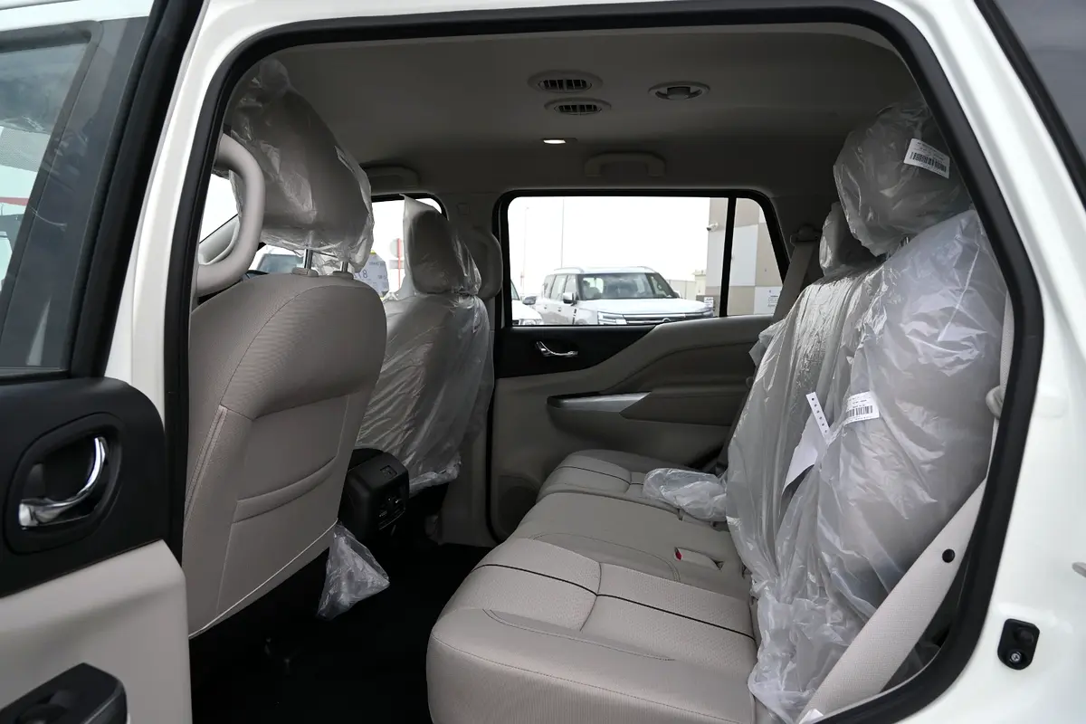 NISSAN Xterra SE 2025 - photo 6 - Import Émirats | International Cars