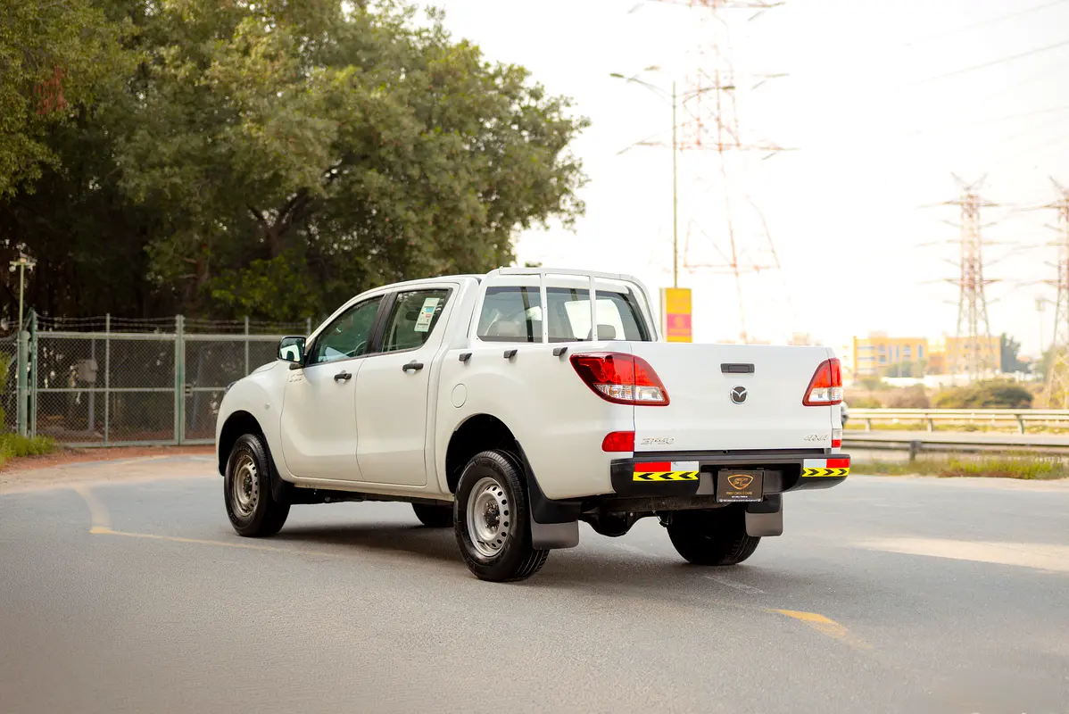 NISSAN Navara Other 2020 - photo 4 - Import Émirats | International Cars
