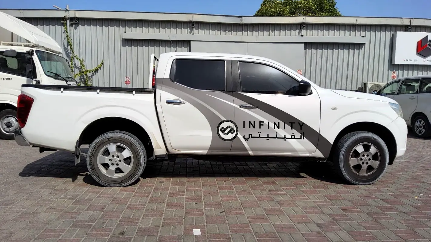 NISSAN Navara SE 2020 - photo 3 - Import Émirats | International Cars