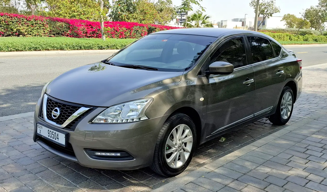 NISSAN Sentra SV Sport 2019