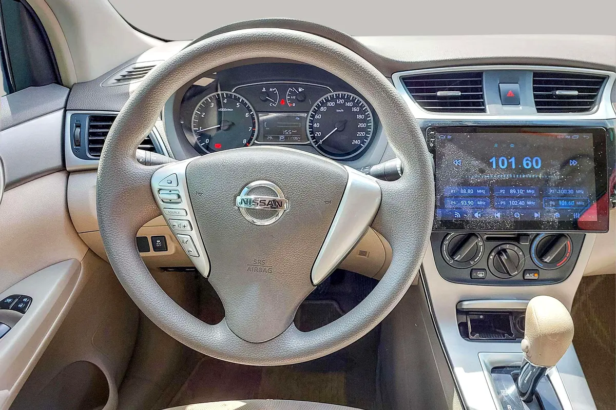 NISSAN Sentra 2019 - photo 10 - Import Émirats | International Cars