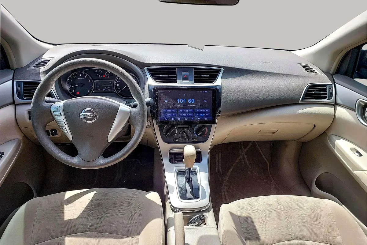 NISSAN Sentra 2019 - photo 9 - Import Émirats | International Cars