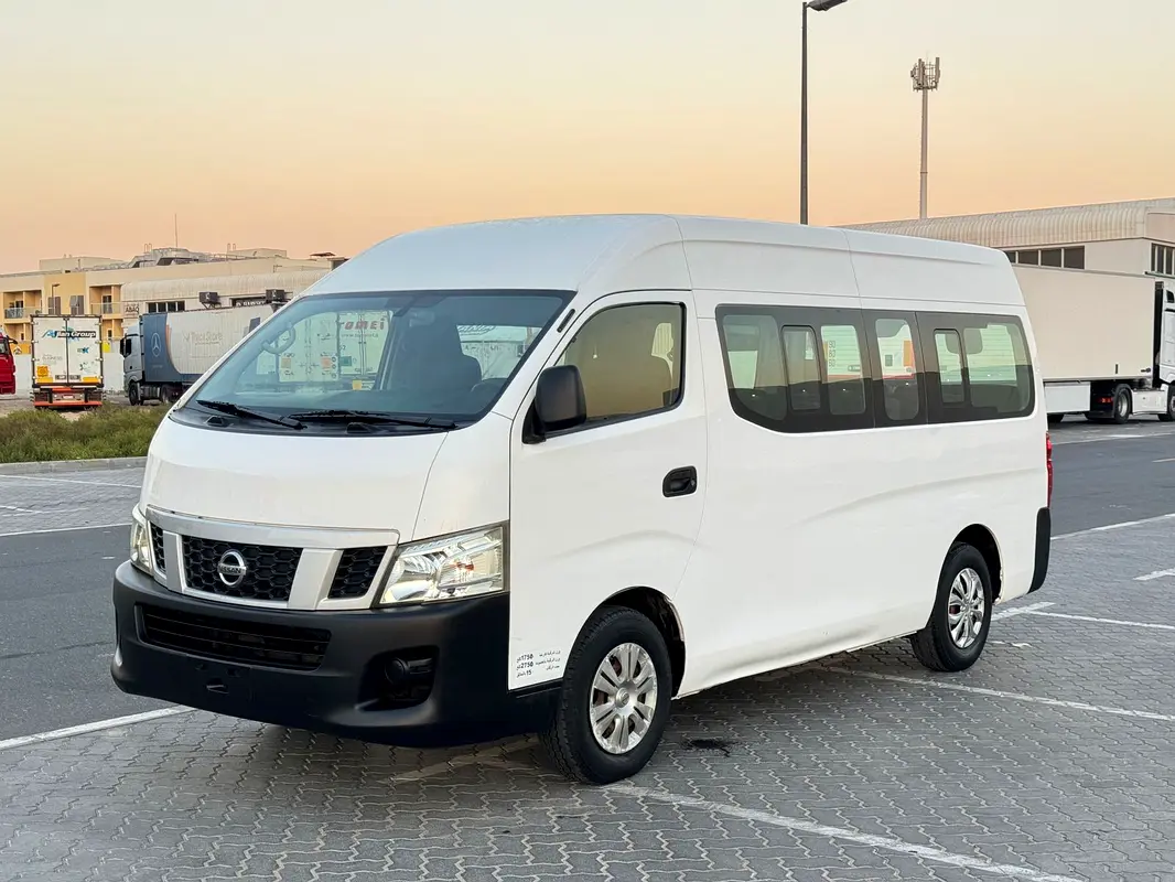 NISSAN Urvan NV350 2015 - photo 3 - Import Émirats | International Cars