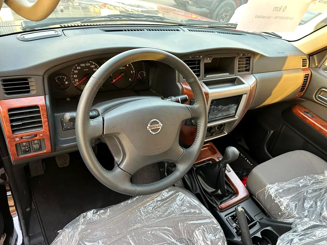 NISSAN Patrol Safari Super Safari Al Ostoura 2024 - photo 7 - Import Émirats | International Cars