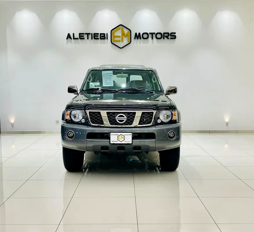 NISSAN Patrol Safari Super Safari Al Ostoura 2024 - photo 3 - Import Émirats | International Cars