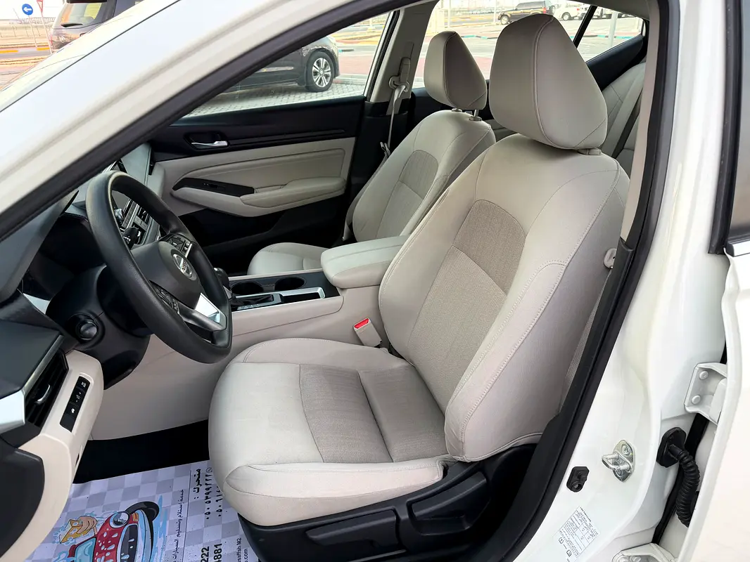 NISSAN Altima S 2021 - photo 10 - Import Émirats | International Cars