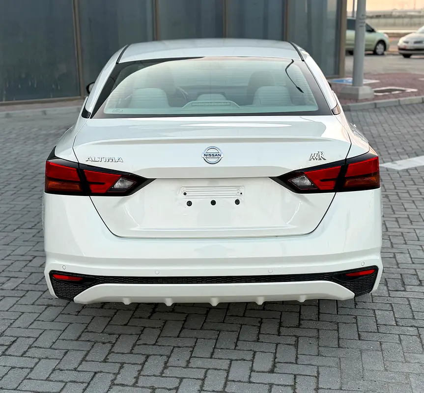 NISSAN Altima S 2021 - photo 4 - Import Émirats | International Cars