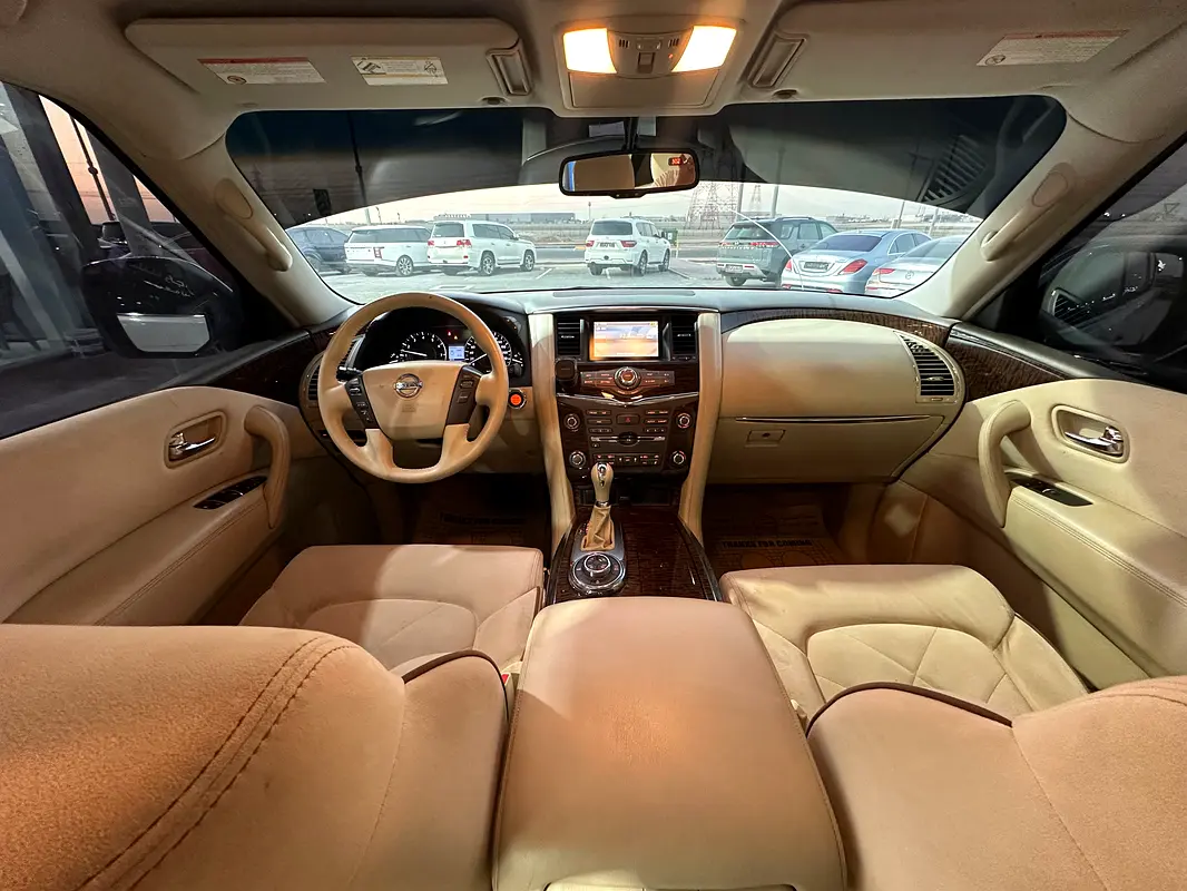 NISSAN Patrol SE 2015 - photo 10 - Import Émirats | International Cars