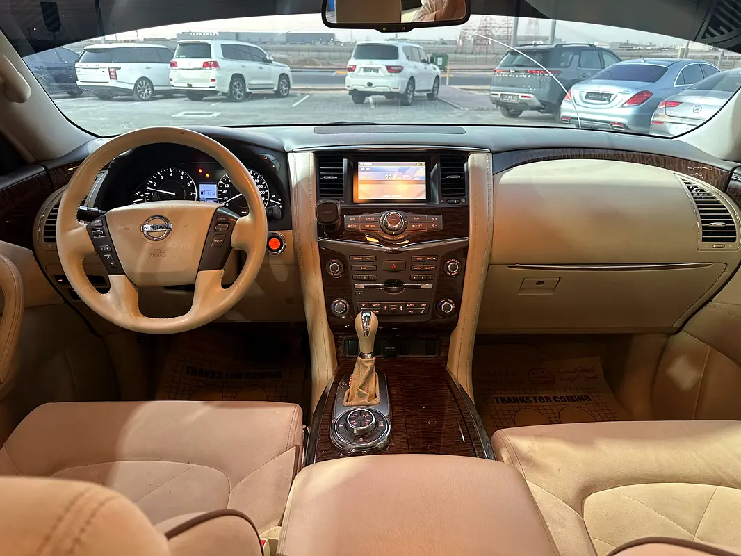 NISSAN Patrol SE 2015 - photo 11 - Import Émirats | International Cars