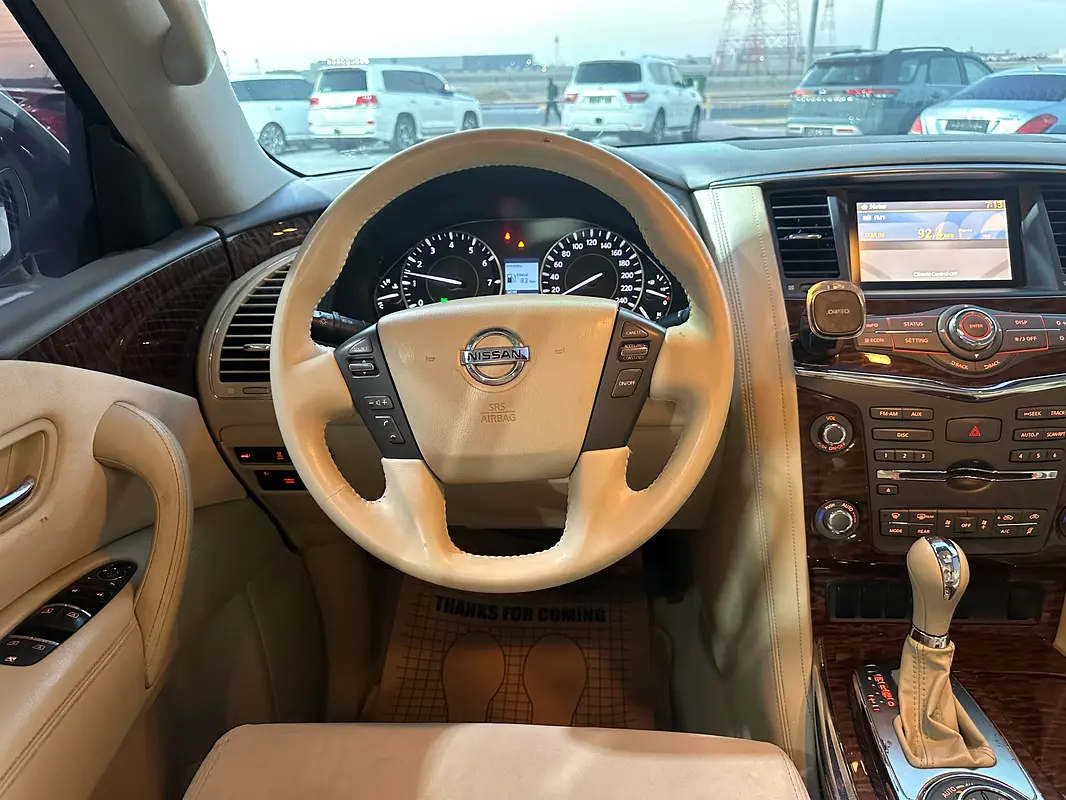 NISSAN Patrol SE 2015 - photo 12 - Import Émirats | International Cars