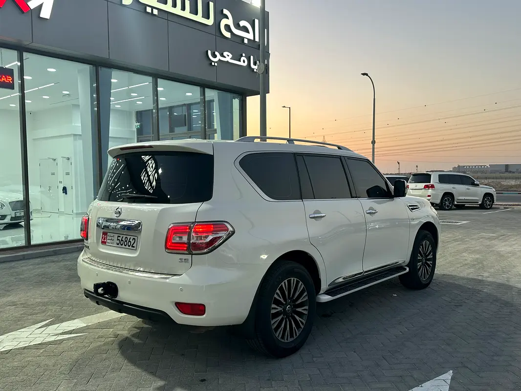NISSAN Patrol SE 2015 - photo 4 - Import Émirats | International Cars