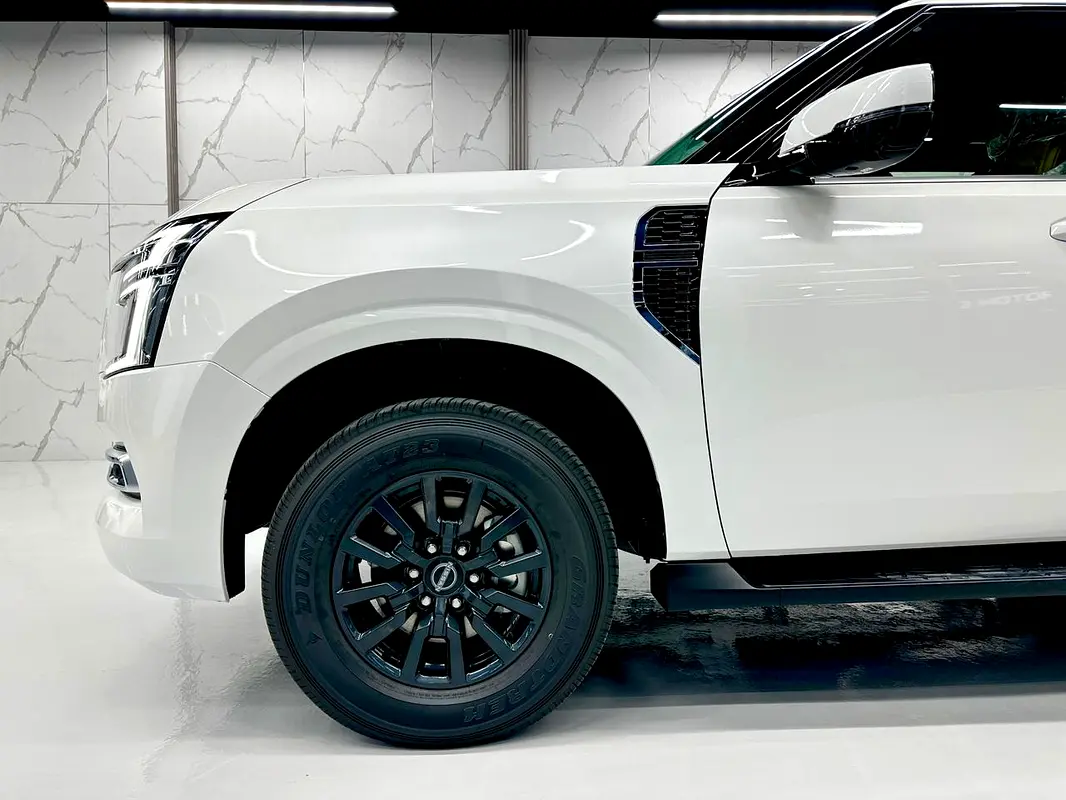 NISSAN Patrol SE Titanium 2026 - photo 8 - Import Émirats | International Cars