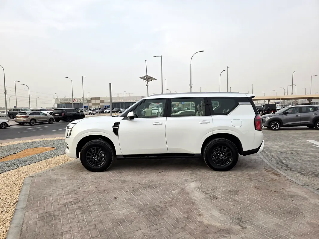 NISSAN Patrol SE Titanium 2026 - photo 3 - Import Émirats | International Cars