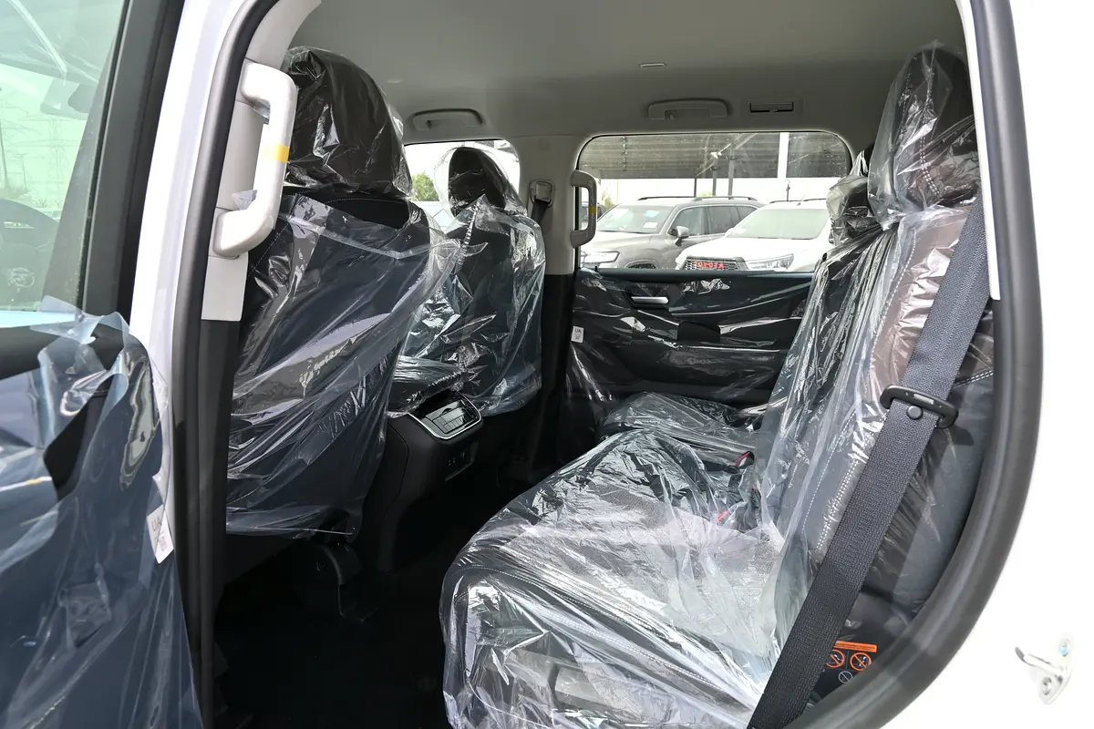 NISSAN Patrol LE T1 2025 - photo 8 - Import Émirats | International Cars