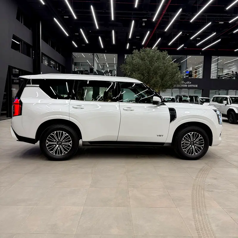 NISSAN Patrol LE Titanium 2026 - photo 5 - Import Émirats | International Cars