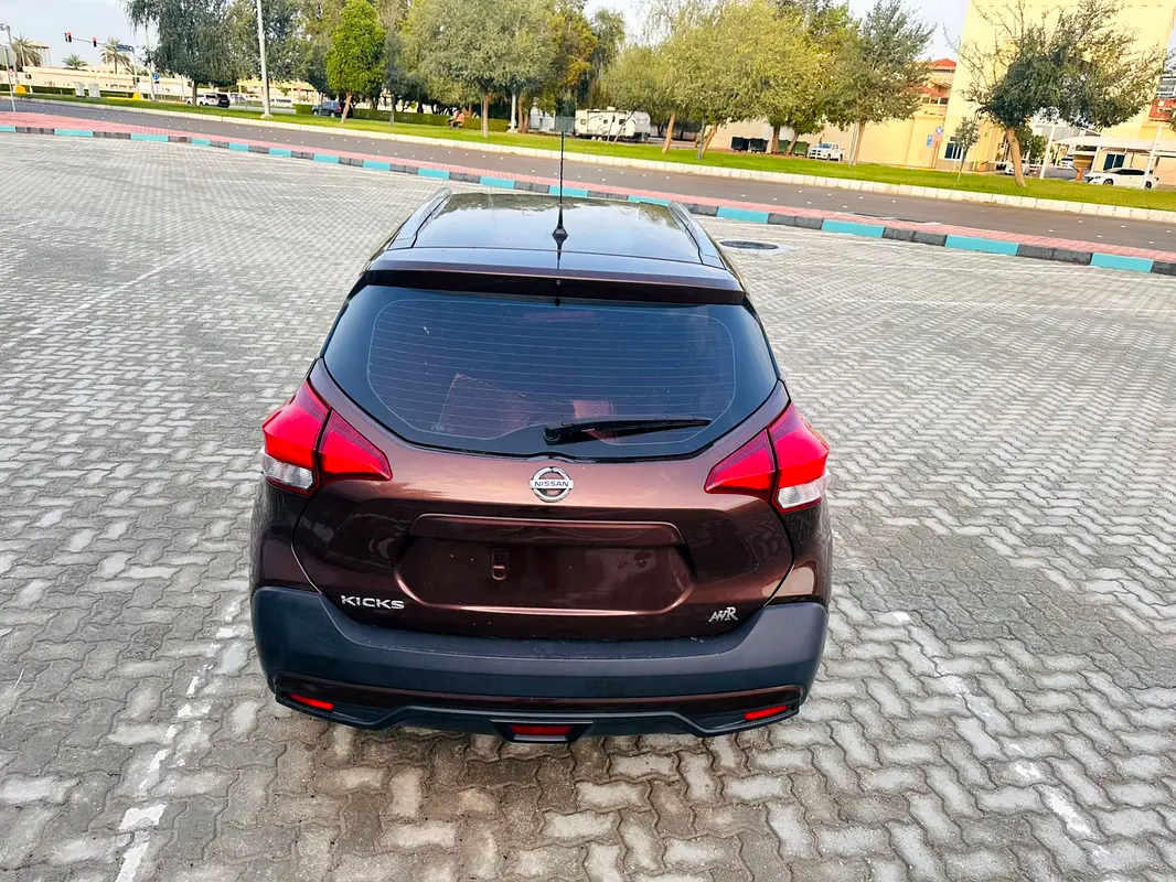 NISSAN Kicks SV 2018 - photo 6 - Import Émirats | International Cars