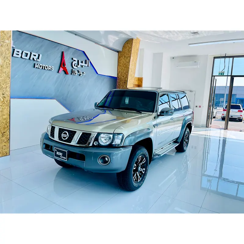 NISSAN Patrol Safari Super Safari Al Ostoura 2024 - photo 4 - Import Émirats | International Cars
