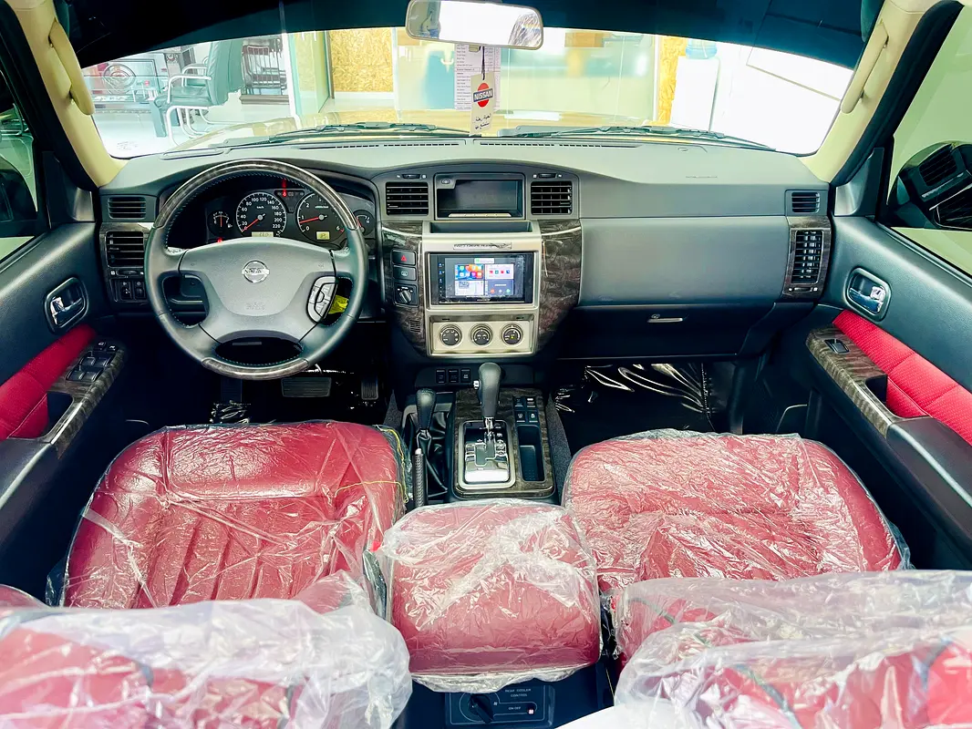 NISSAN Patrol Safari Super Safari Al Ostoura 2024 - photo 9 - Import Émirats | International Cars