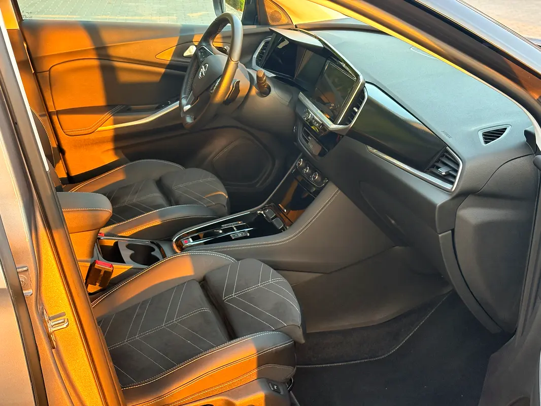 OPEL Grandland X Innovation Plus 2024 - photo 11 - Import Émirats | International Cars