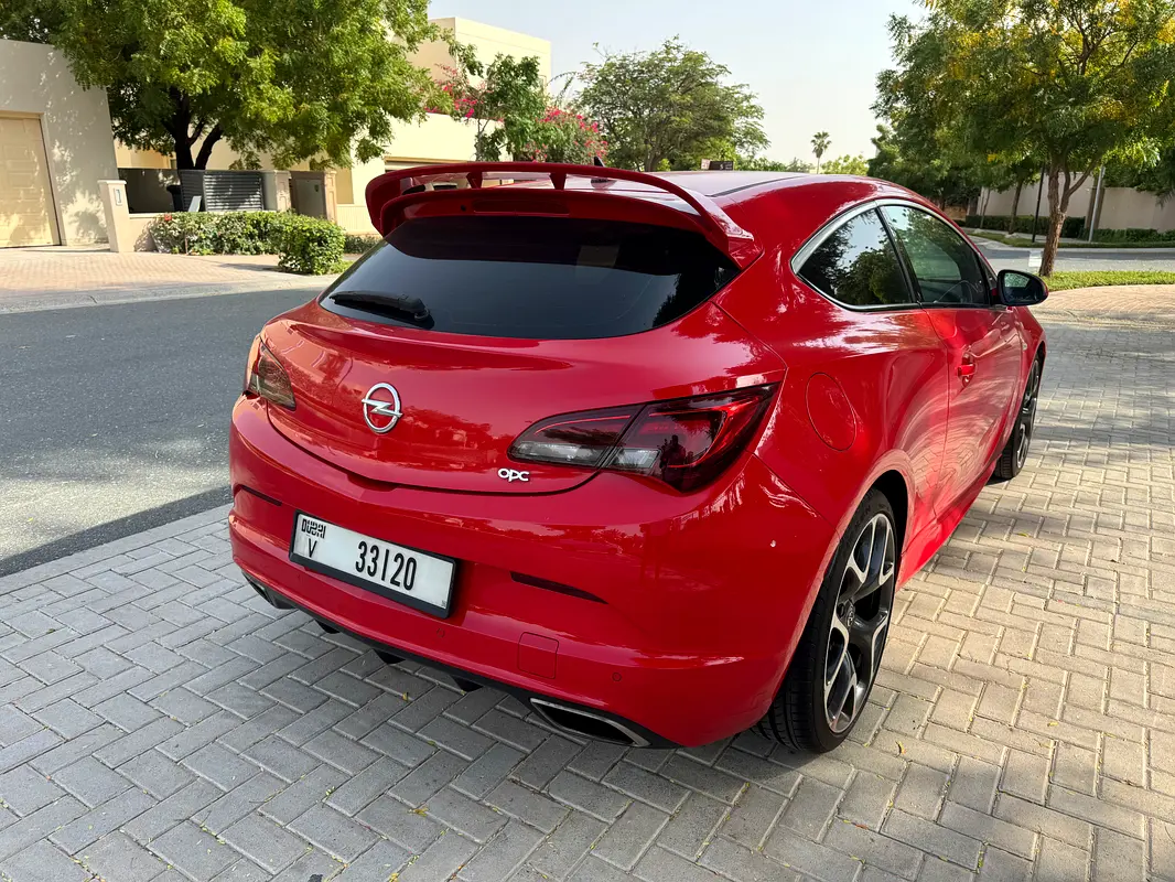 OPEL Astra OPC 2015 - photo 5 - Import Émirats | International Cars