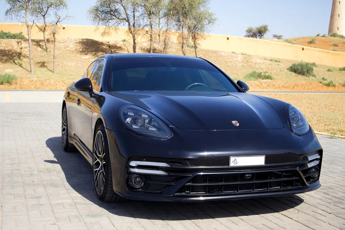 PORSCHE Panamera S 2011 - photo 6 - Import Émirats | International Cars