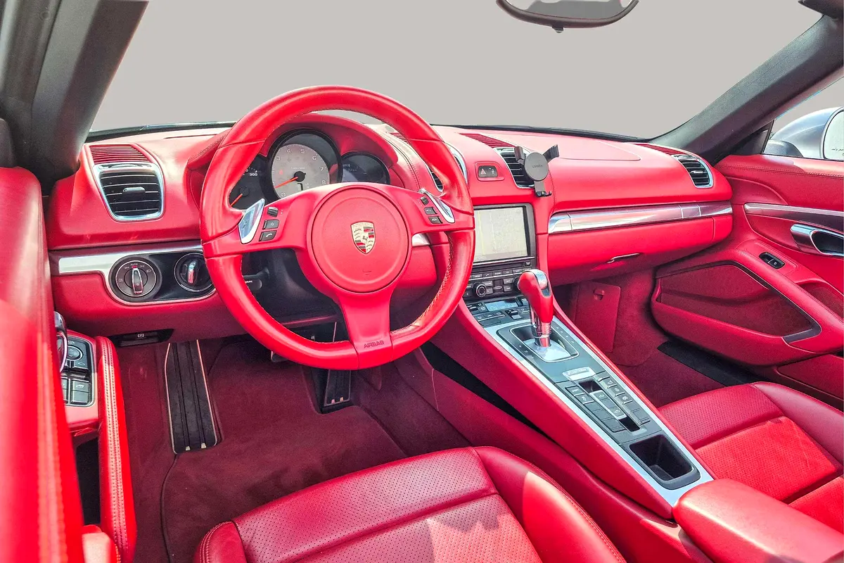 PORSCHE Boxster 2014 - photo 10 - Import Émirats | International Cars