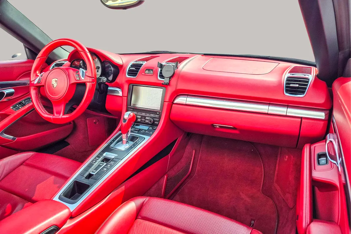 PORSCHE Boxster 2014 - photo 9 - Import Émirats | International Cars