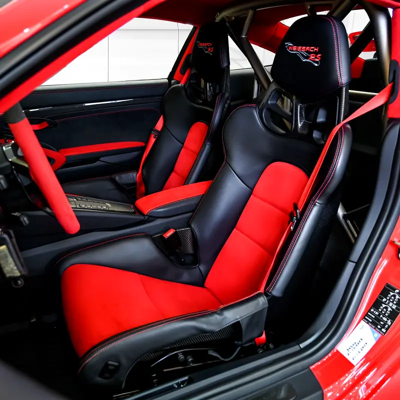 PORSCHE Carrera / 911 GT2 RS Weissach 2018 - photo 7 - Import Émirats | International Cars