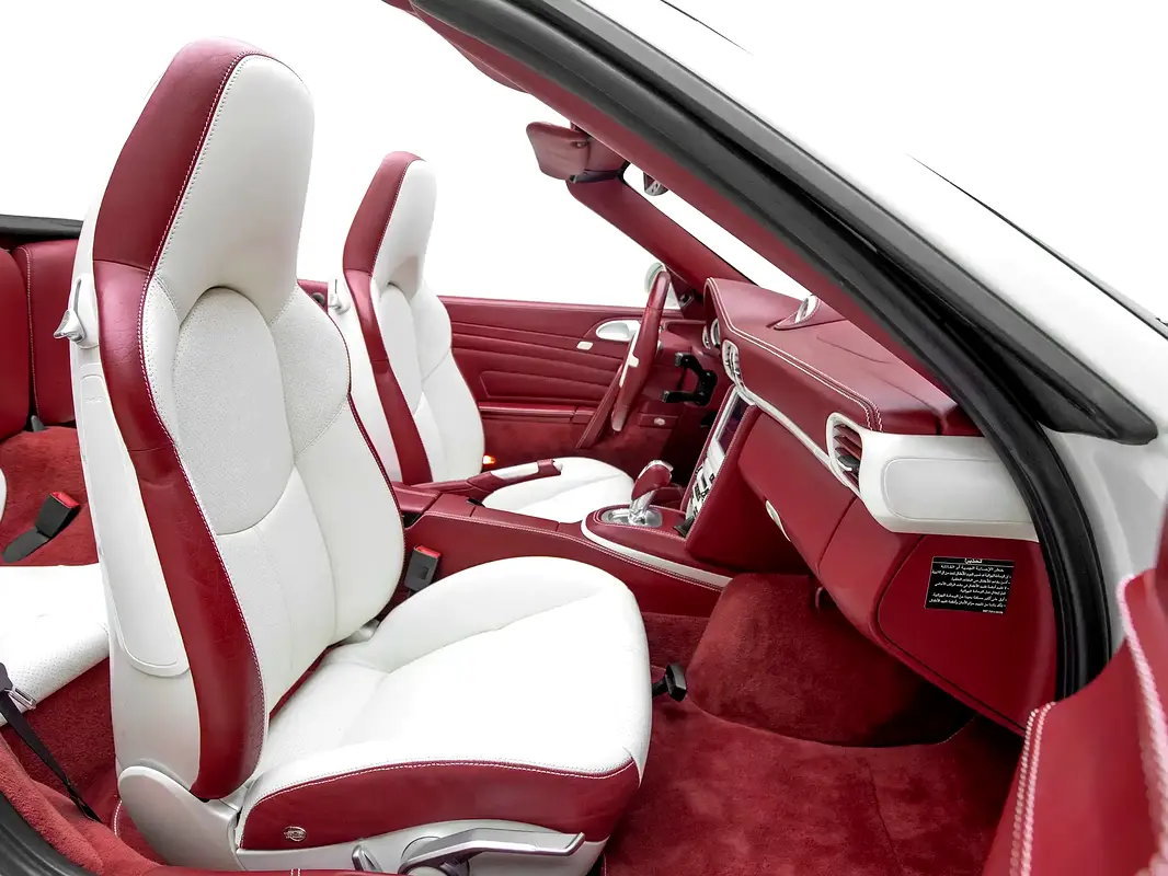 PORSCHE Carrera / 911 Carrera 4S 2009 - photo 11 - Import Émirats | International Cars