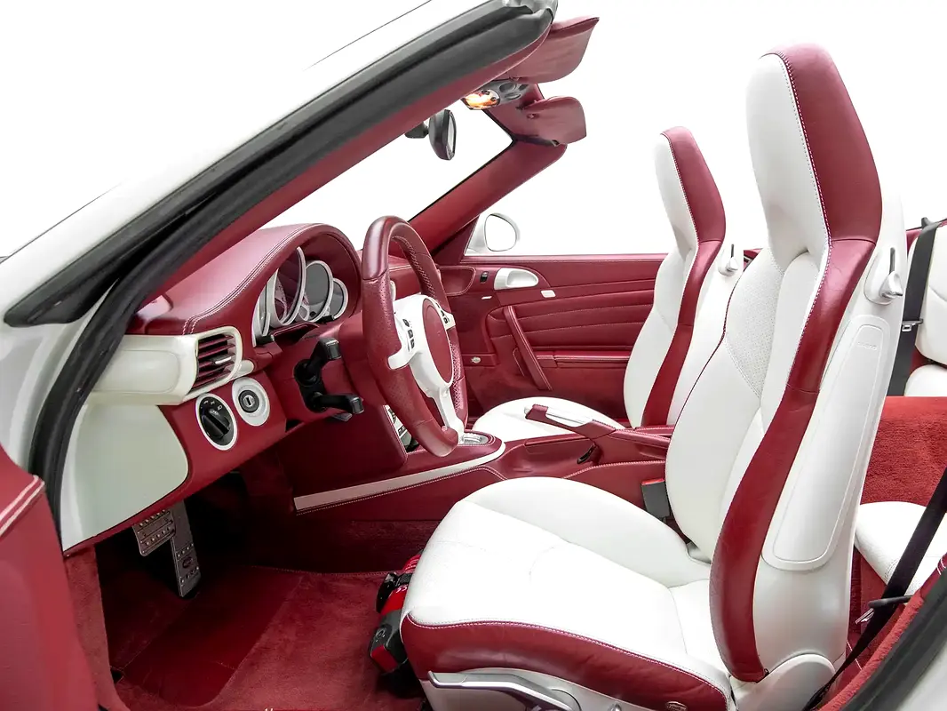 PORSCHE Carrera / 911 Carrera 4S 2009 - photo 9 - Import Émirats | International Cars