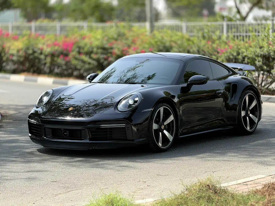 PORSCHE Carrera / 911 Turbo S 2024 - photo 3 - Import Émirats | International Cars