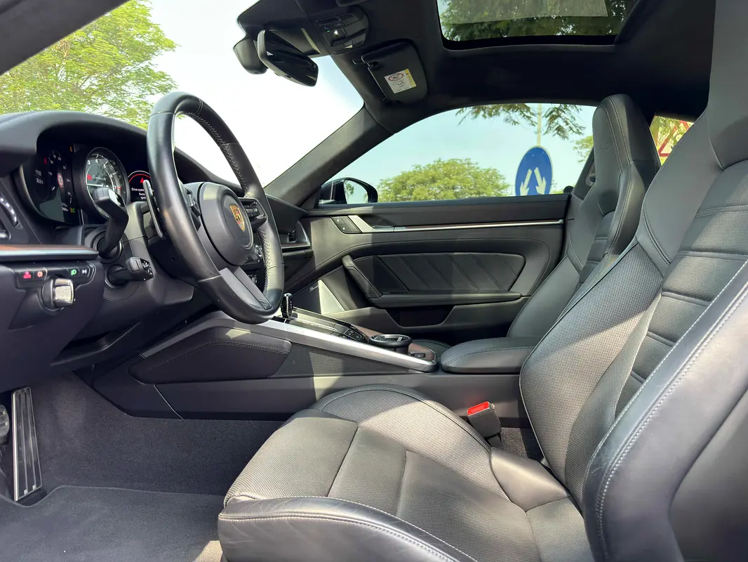 PORSCHE Carrera / 911 Turbo S 2024 - photo 4 - Import Émirats | International Cars