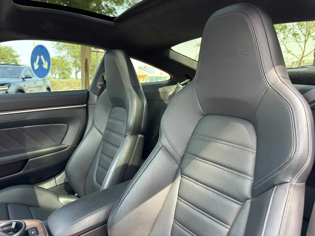 PORSCHE Carrera / 911 Turbo S 2024 - photo 5 - Import Émirats | International Cars