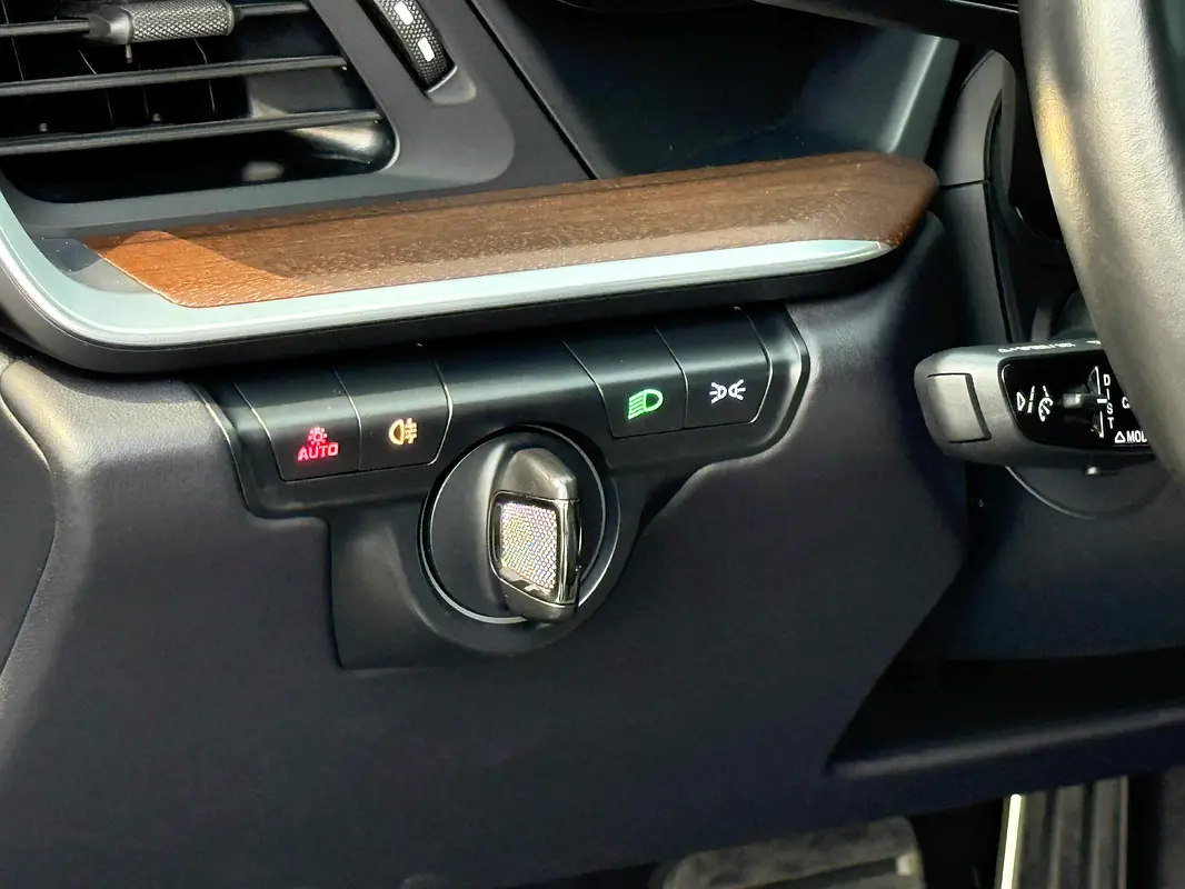 PORSCHE Carrera / 911 Turbo S 2024 - photo 9 - Import Émirats | International Cars