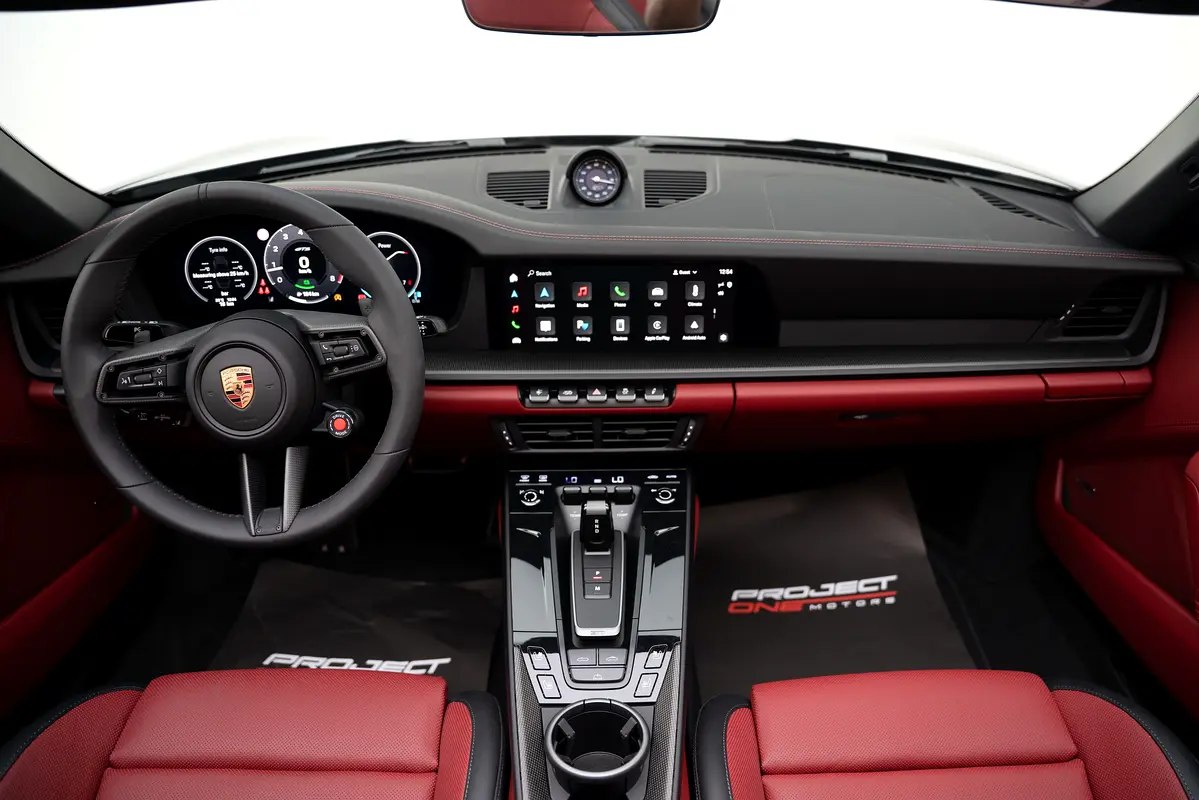 PORSCHE Carrera / 911 4 GTS 2025 - photo 6 - Import Émirats | International Cars