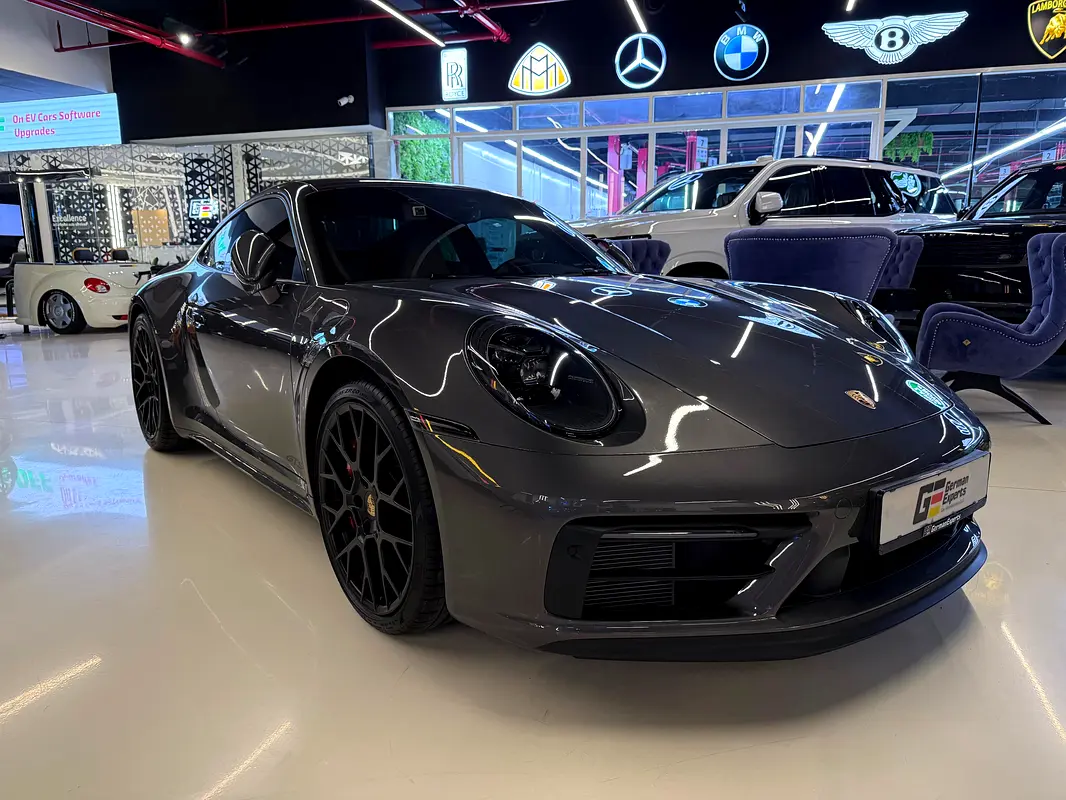 PORSCHE Carrera / 911 GTS 2024 - photo 6 - Import Émirats | International Cars