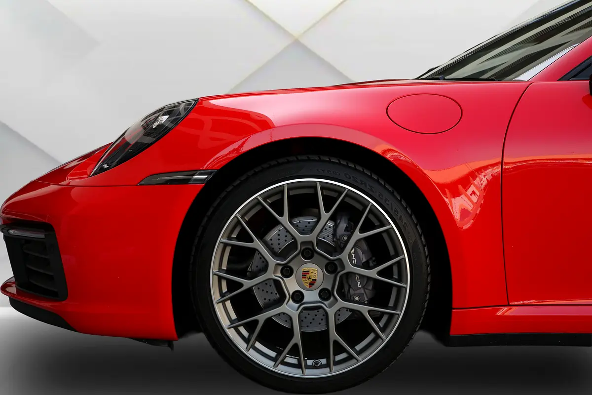 PORSCHE Carrera / 911 2022 - photo 8 - Import Émirats | International Cars