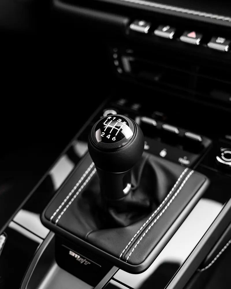 PORSCHE Carrera / 911 Other 2024 - photo 11 - Import Émirats | International Cars