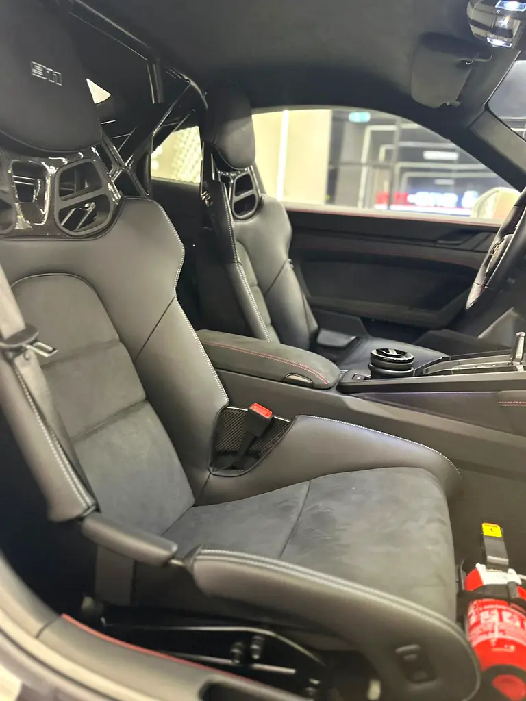 PORSCHE Carrera / 911 Other 2023 - photo 10 - Import Émirats | International Cars