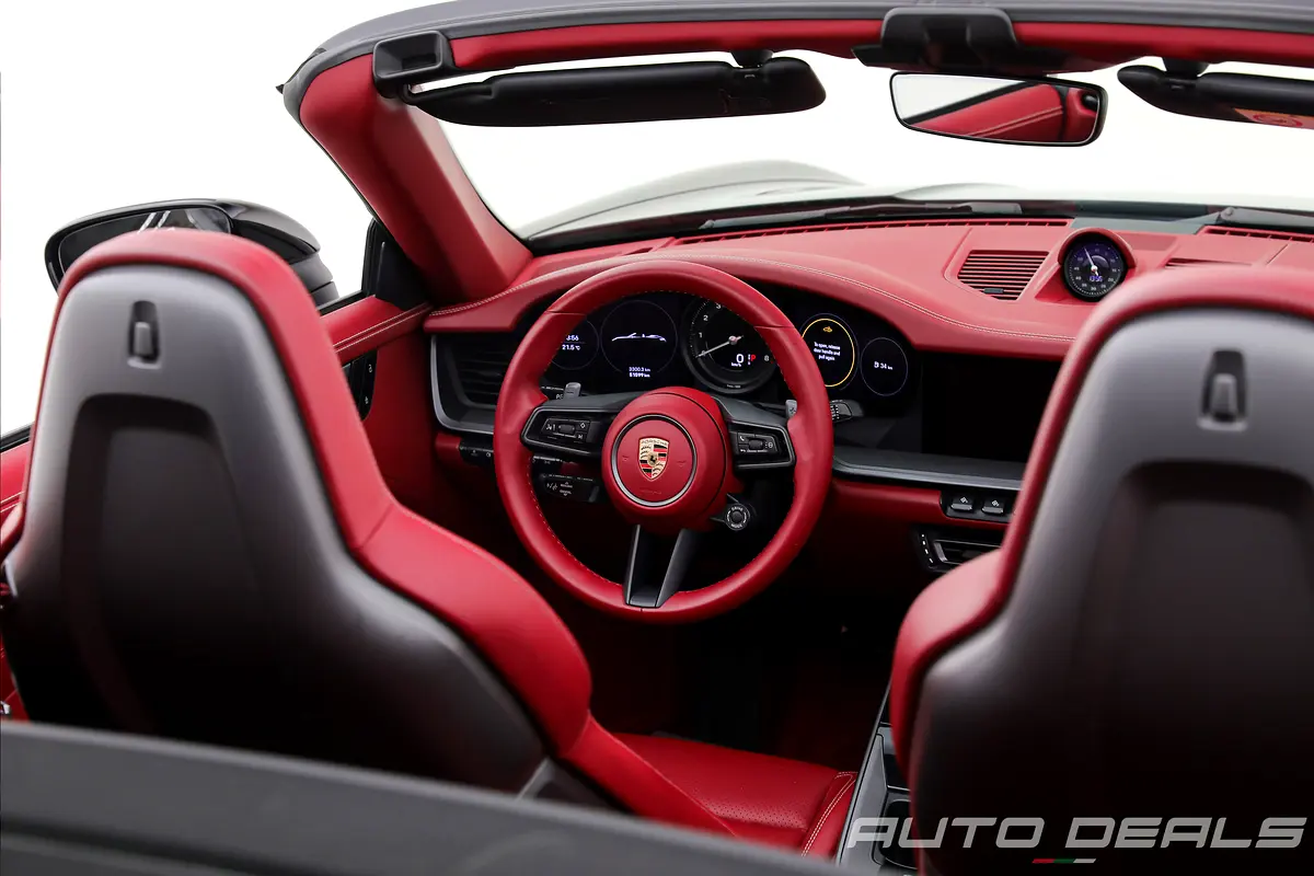 PORSCHE Carrera / 911 2023 - photo 11 - Import Émirats | International Cars