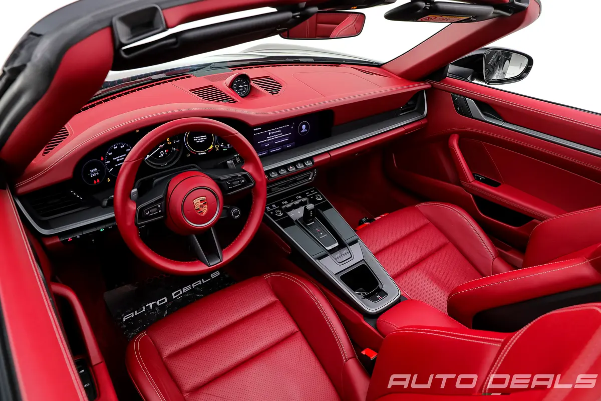 PORSCHE Carrera / 911 2023 - photo 12 - Import Émirats | International Cars