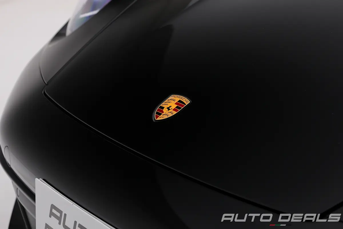 PORSCHE Carrera / 911 2023 - photo 6 - Import Émirats | International Cars