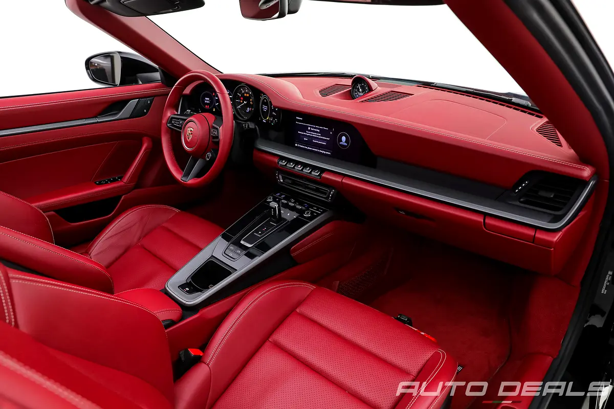 PORSCHE Carrera / 911 2023 - photo 9 - Import Émirats | International Cars