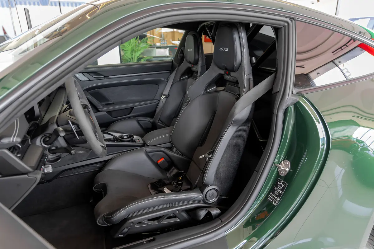 PORSCHE Carrera / 911 GT3 2026 - photo 11 - Import Émirats | International Cars