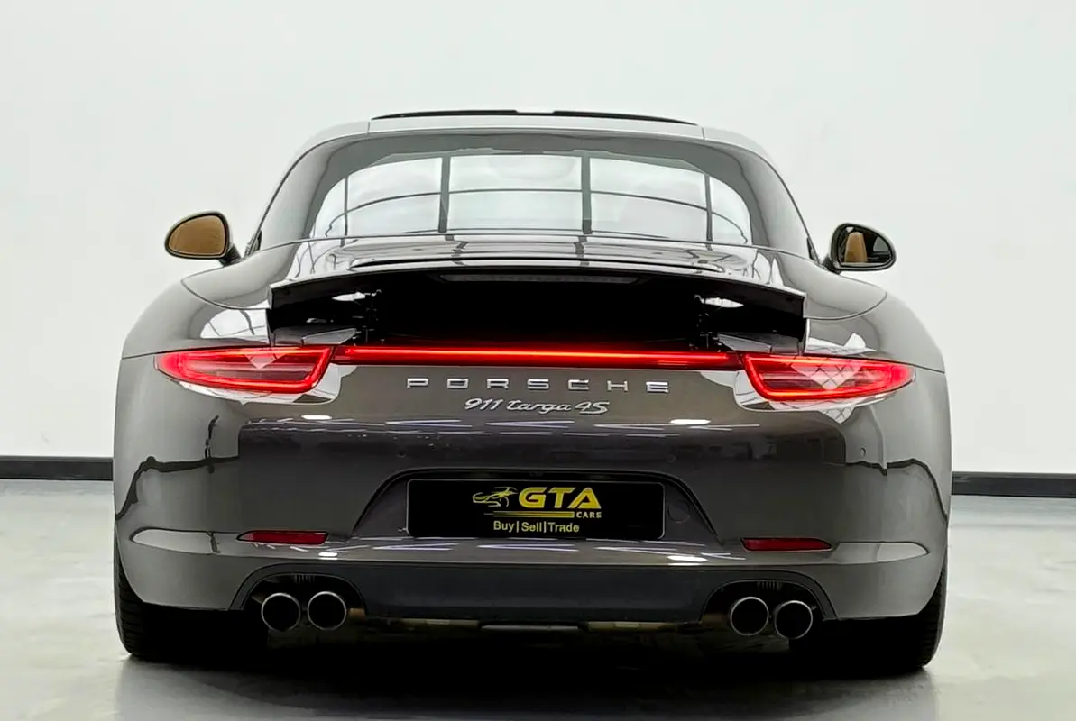 PORSCHE Carrera / 911 Targa 4S 2015 - photo 6 - Import Émirats | International Cars