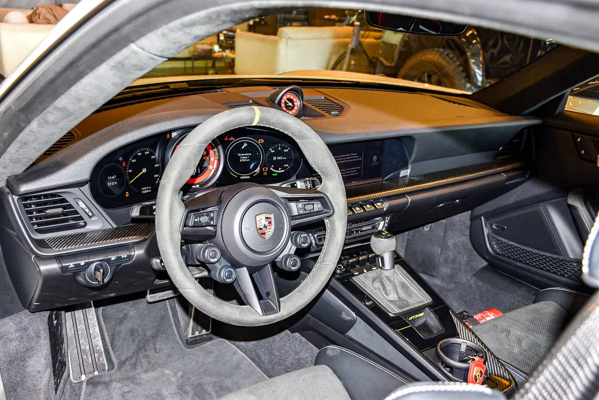 PORSCHE Carrera / 911 GT3 RS 2025 - photo 5 - Import Émirats | International Cars